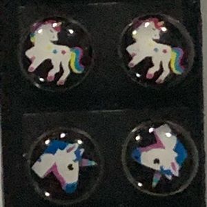 9 pairs of unicorn 🦄 earrings